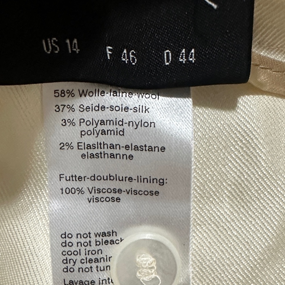 Akris Cream High-Waist Pleated Silk Pants - Picture 4 of 12